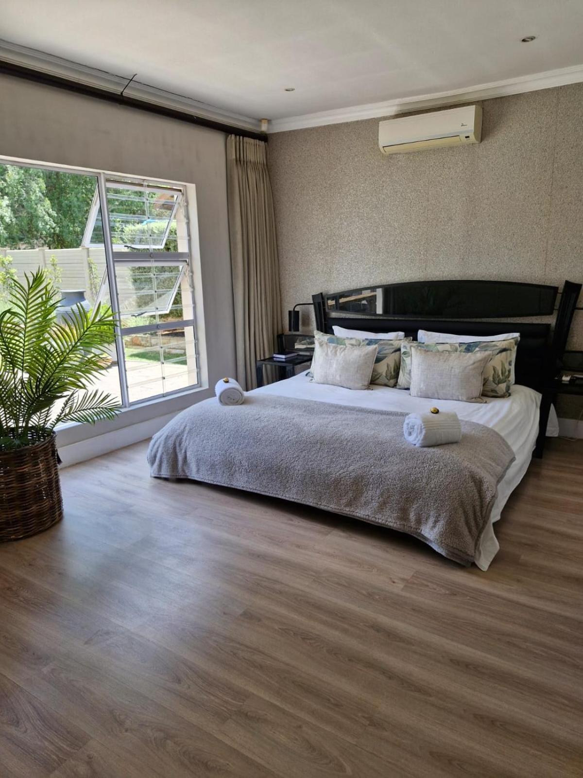 Parkhill Luxury Accommodation Bloemfontein Exterior photo