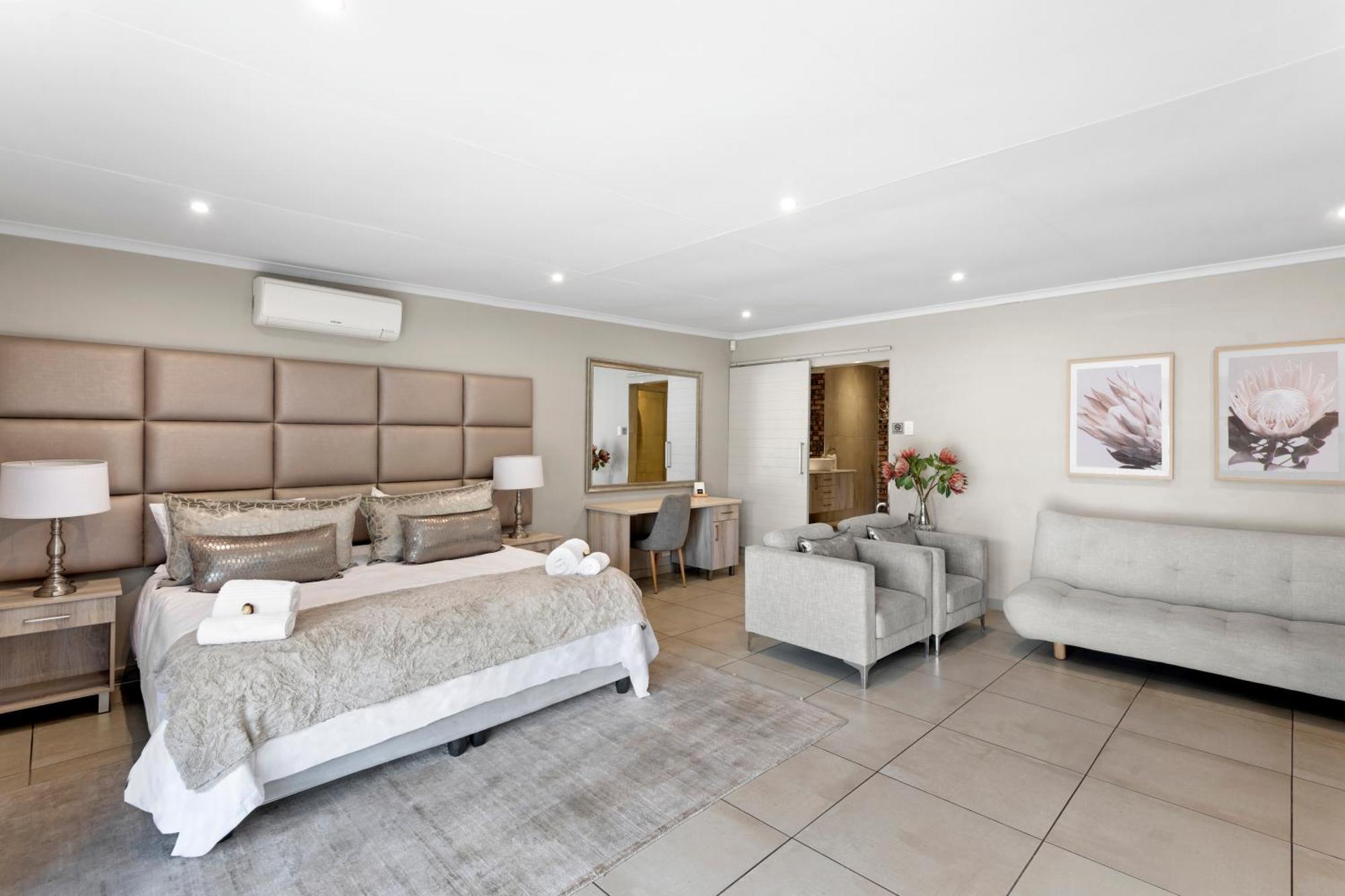 Parkhill Luxury Accommodation Bloemfontein Exterior photo